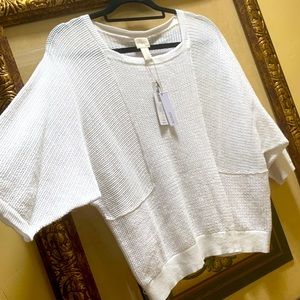 ***Chico’s NWT casual white knit top size medium